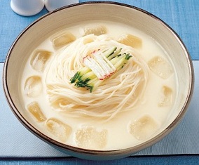 Kongguksu - Chilled Soy Milk Noodle Soup - 콩국수